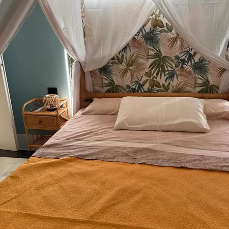 Bed & Breakfast Principe Amedeo 3*