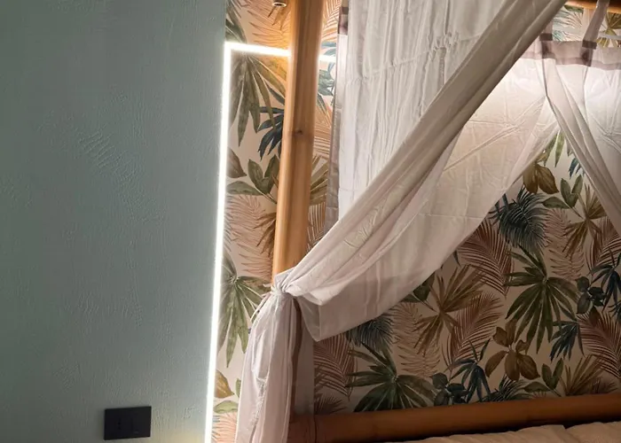 Principe Amedeo Bed & Breakfast 3*